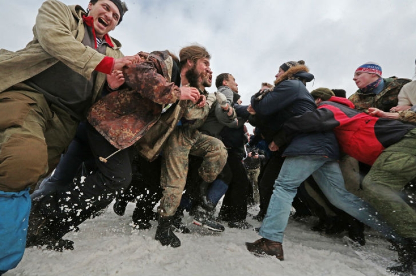 "Bakshevskaya Maslitsa" en un claro secreto en la región de Moscú