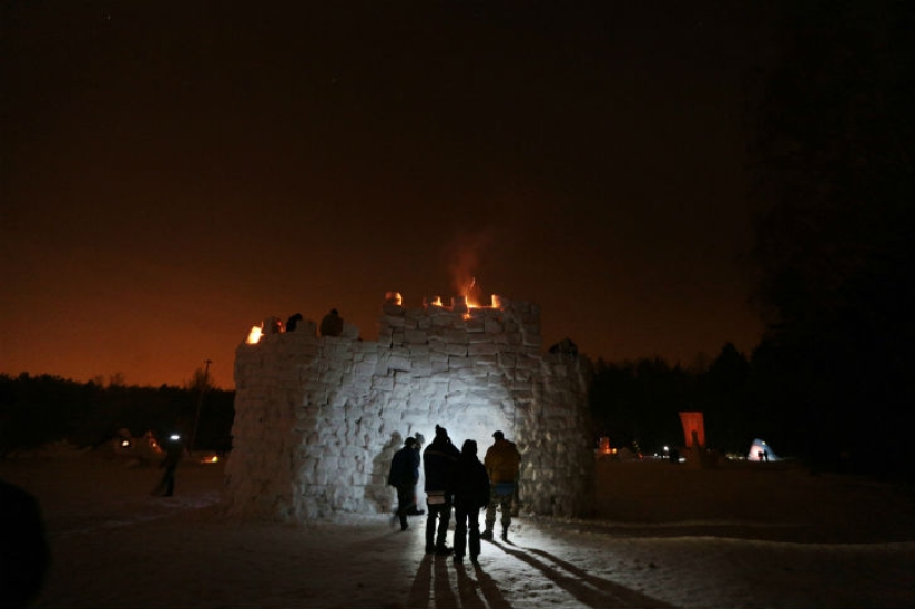 &quot;Bakshevskaya Maslitsa&quot; in a secret glade in the Moscow region
