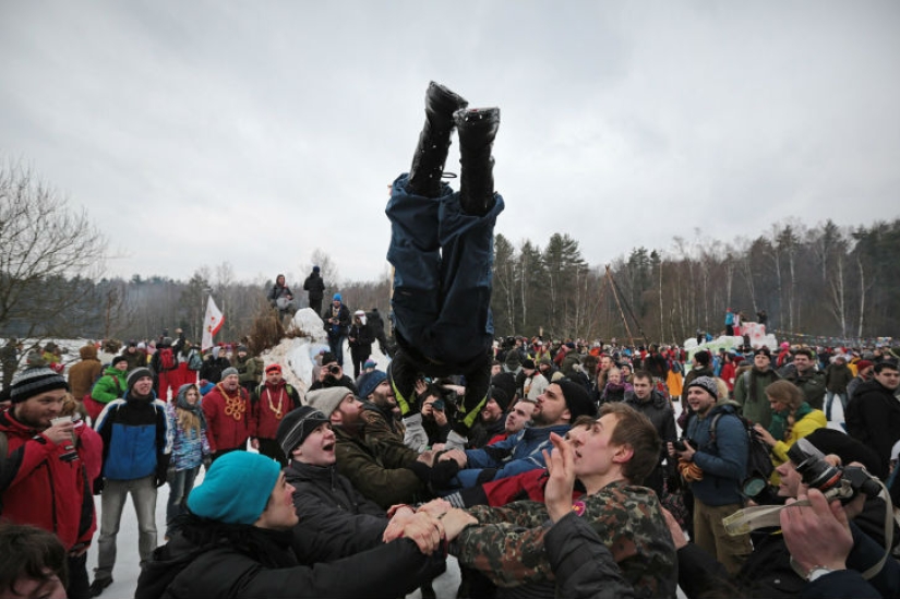 &quot;Bakshevskaya Maslitsa&quot; in a secret glade in the Moscow region