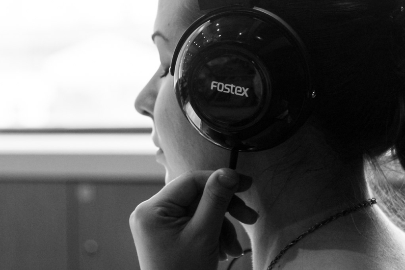 "Bananas in the ears": how modern headphones appeared "Bananas in the ears": how modern headphones appeared