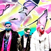 Barba azul: las sirenas macho se tiñen la barba de diferentes colores