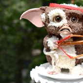 Battle of two edible gremlins