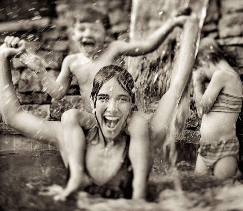 Be happy! The whole world celebrates the Day of Happiness Be happy! The whole world celebrates the Day of Happiness