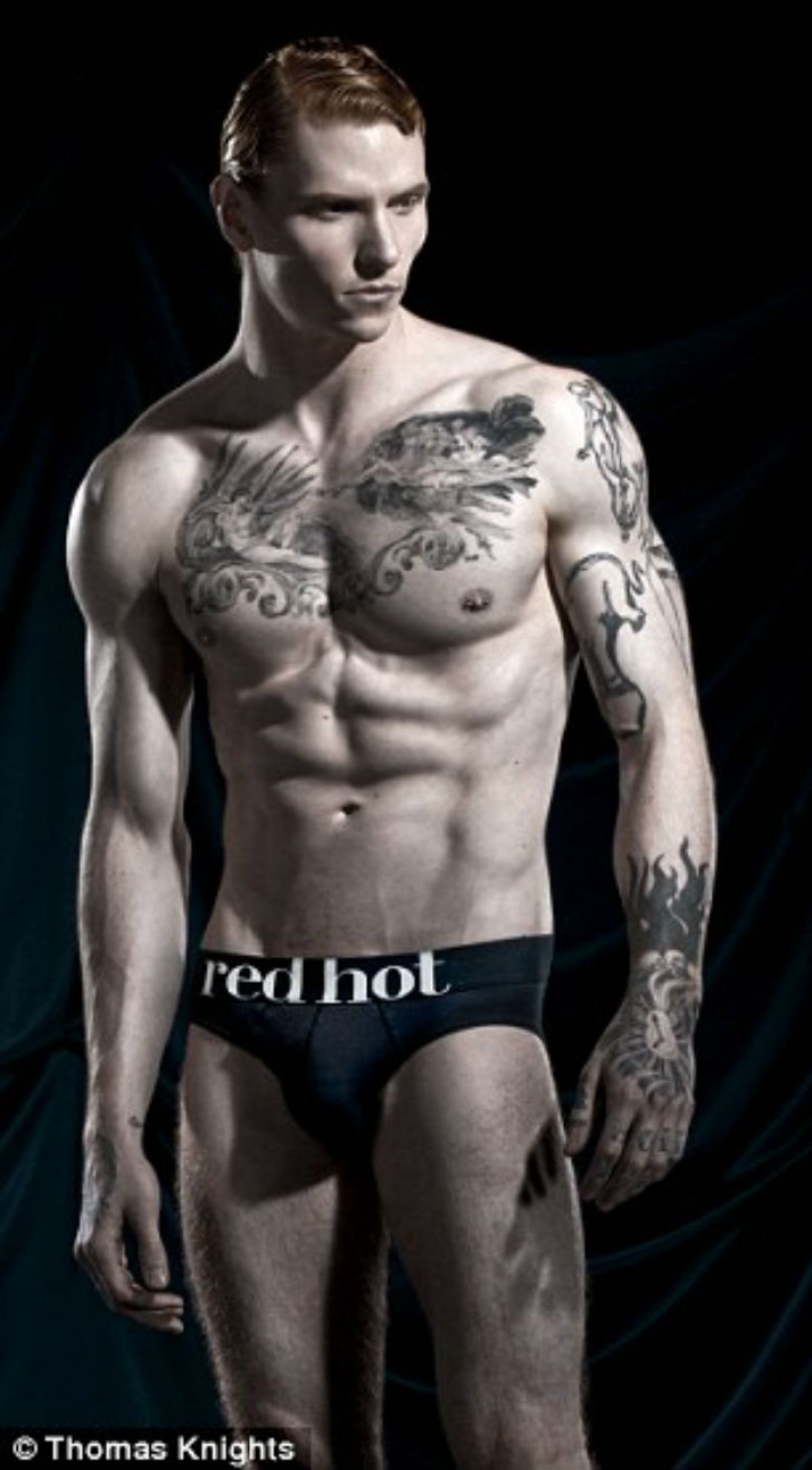 Beautiful, famous, redheads and naked posing for a unique photo shoot Beautiful, famous, redheads and naked posing for a unique photo shoot