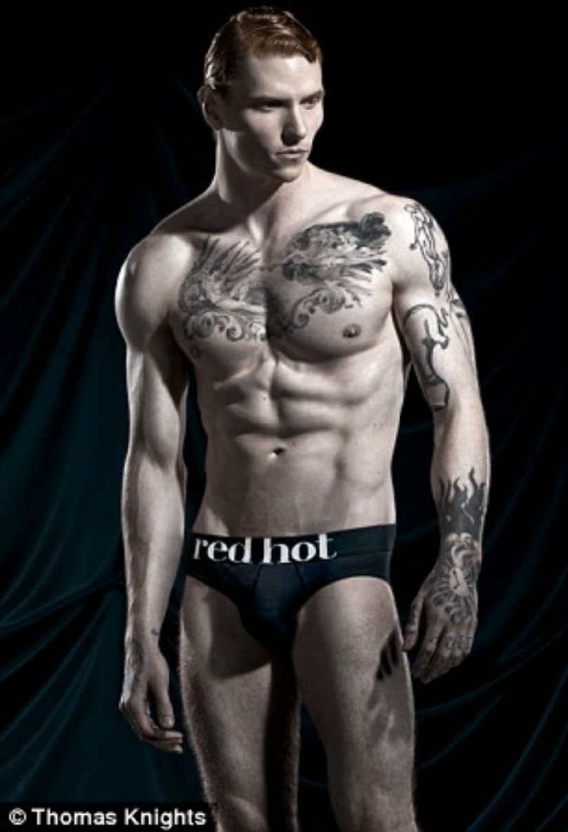 Beautiful, famous, redheads and naked posing for a unique photo shoot Beautiful, famous, redheads and naked posing for a unique photo shoot