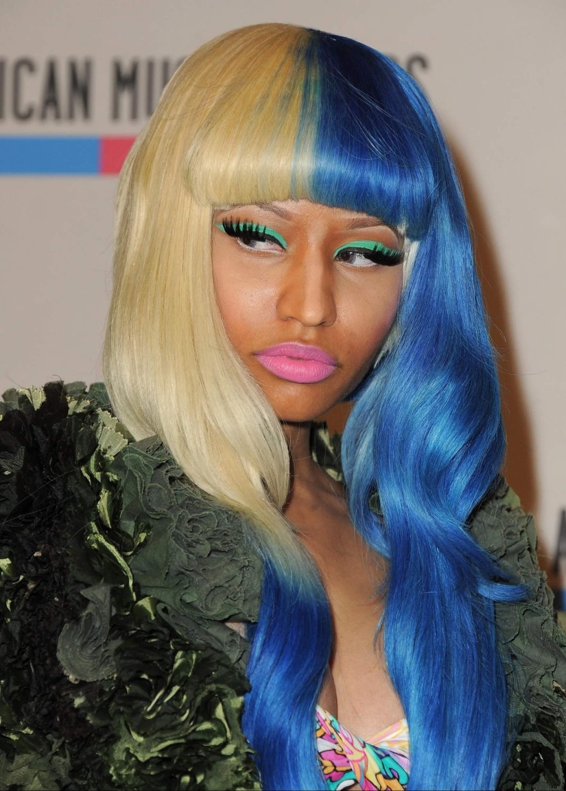 Beauty is a terrible force. A selection of the most ridiculous celebrity makeup