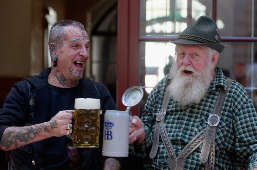 Beer Marathon: The 180th Oktoberfest is in full swing!