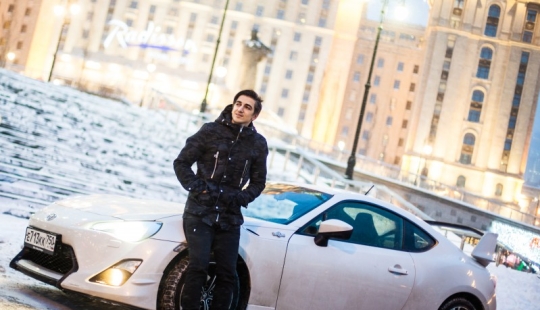 Behind the Scenes: Photographer Murad Haussmann on Filming Follow Me