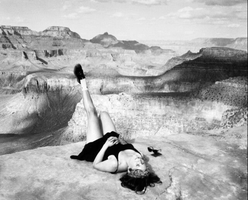 Belgian photographer Lara Gasparatto: getting to the bottom of things and events