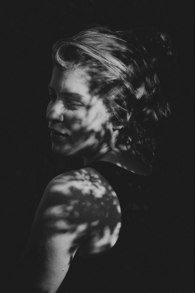 Belgian photographer Lara Gasparatto: getting to the bottom of things and events