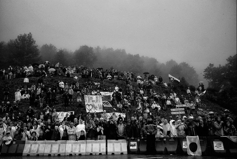 Black and white moments of the "Great Loop" Black and white moments of the "Great Loop"