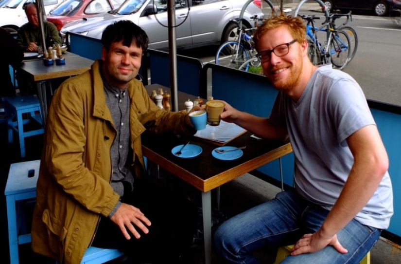 Blogger tomará café con cada uno de los 1000 amigos de Facebook para comunicarse en vivo