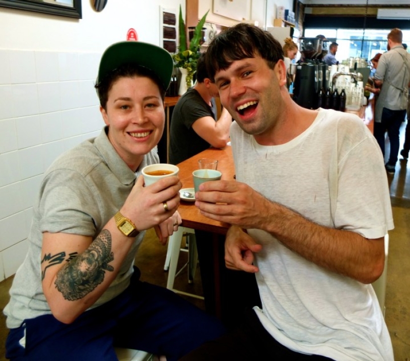 Blogger will have coffee with each of 1000 Facebook friends for live communication Blogger will have coffee with each of 1000 Facebook friends for live communication