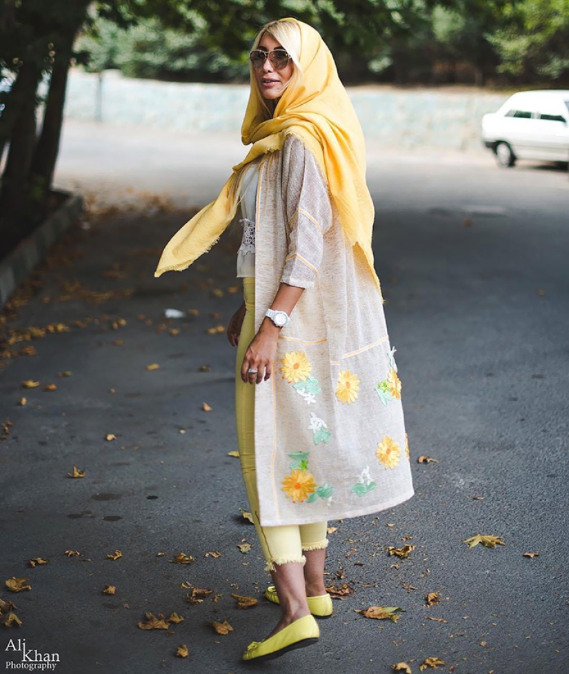 Bold Iranian fashionistas in sneakers destroy stereotypes