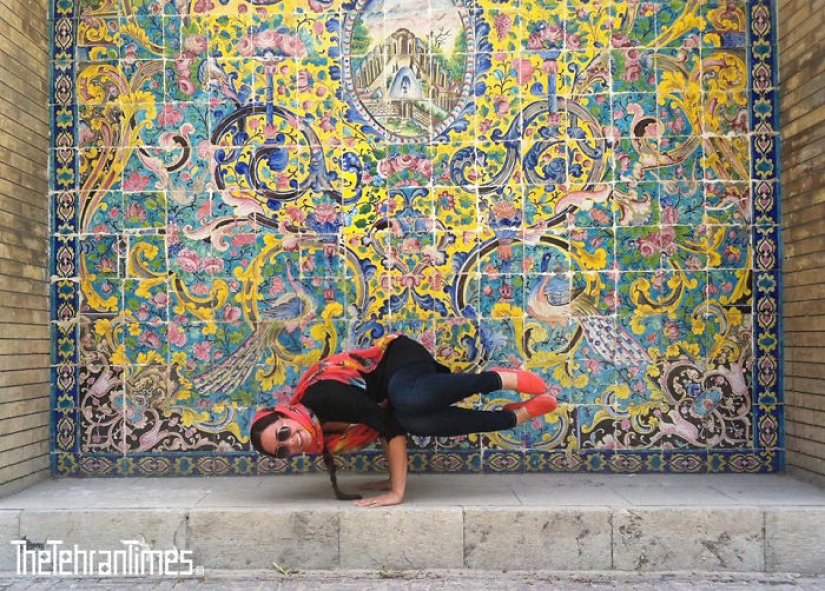 Bold Iranian fashionistas in sneakers destroy stereotypes