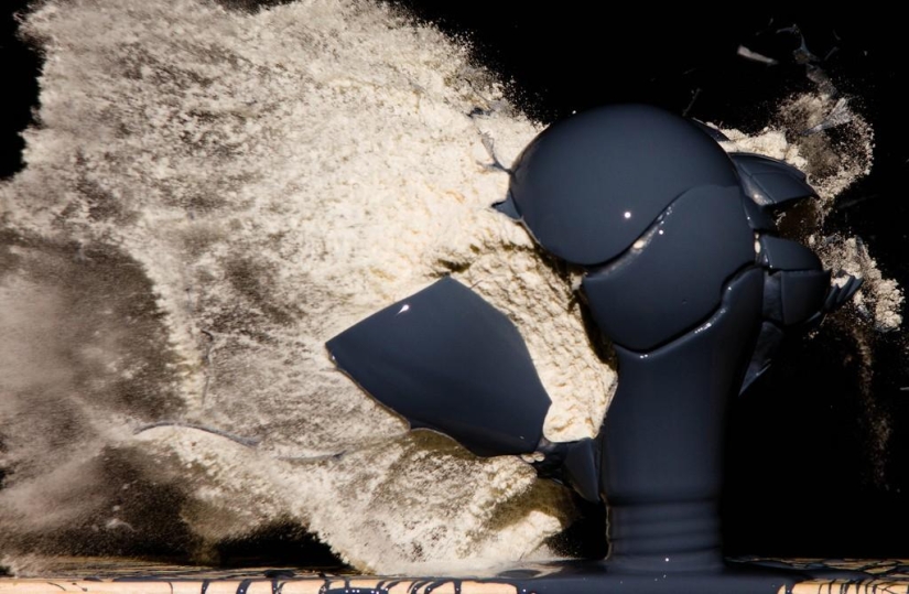 "Bombillas explosivas como sedante": una receta de John Smith "Bombillas explosivas como sedante": una receta de John Smith