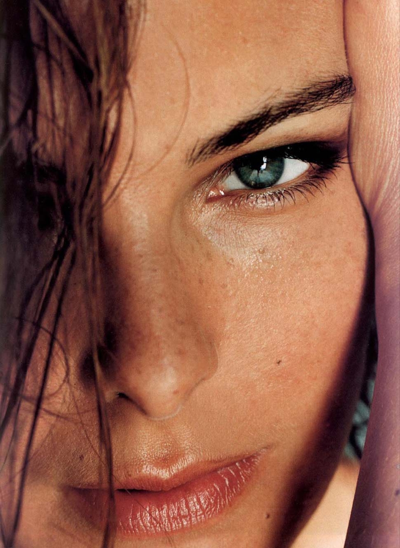 Bond girl and not only: Karol Buke — 59 years old