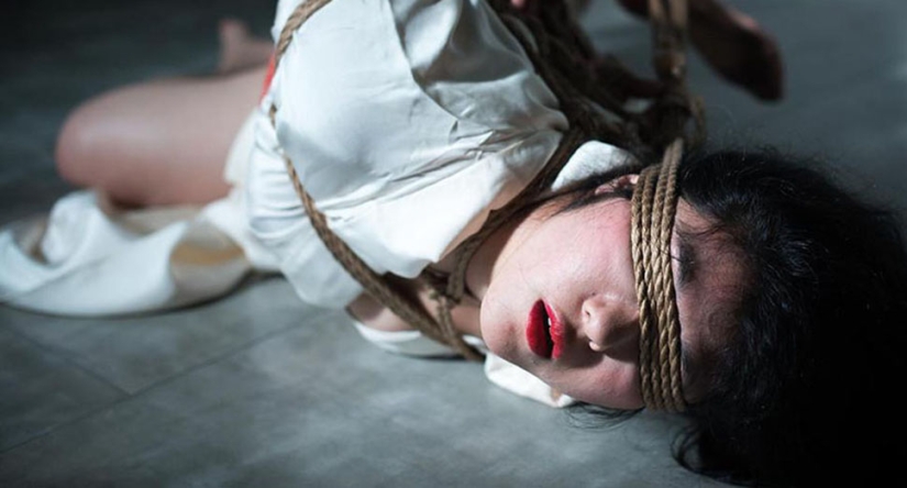 Bondage en japonés: una mujer australiana conquista la escena de un espectáculo prohibido en la Tierra del Sol Naciente