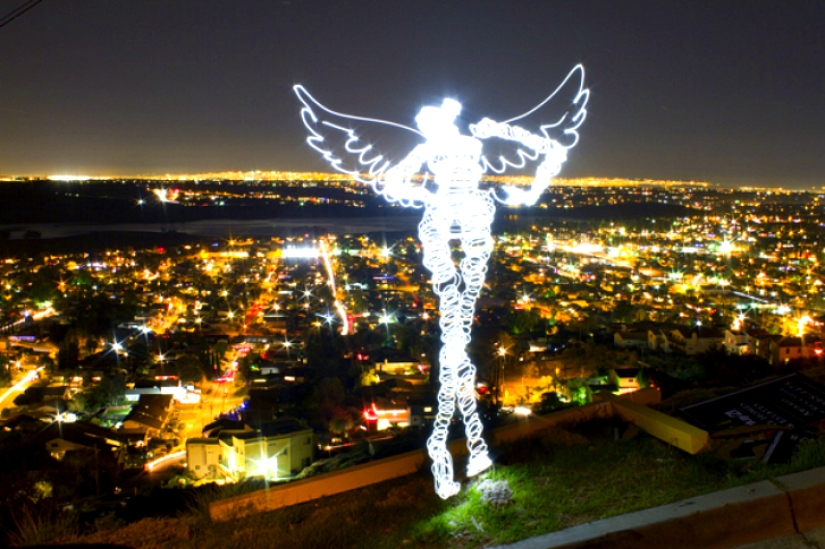 Born into the world: amazing photos of Darren Pearson