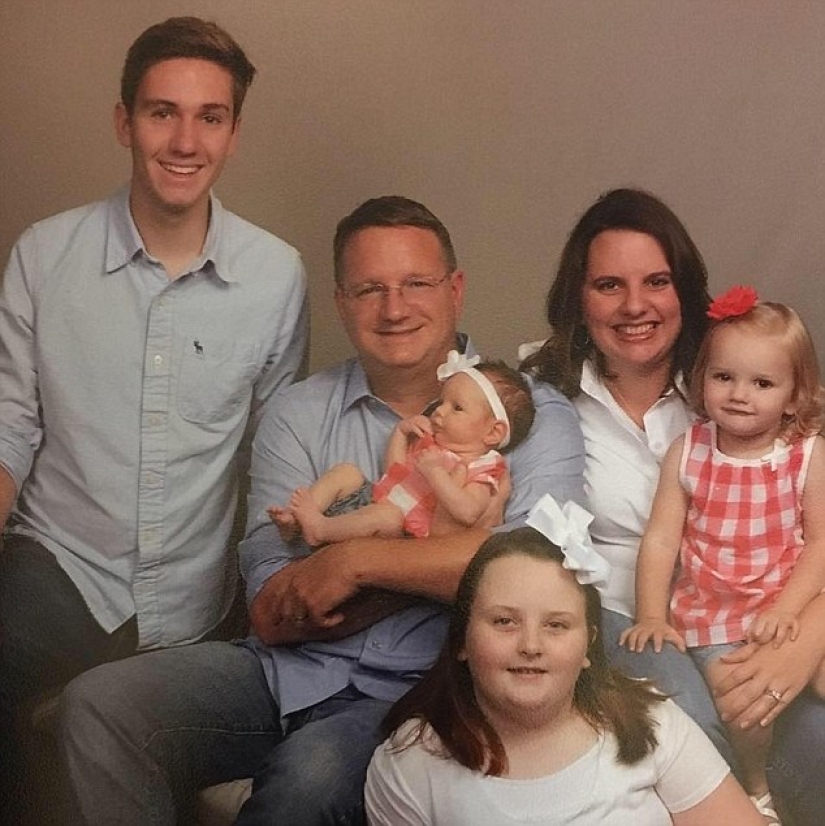 Born twice: doctors took the baby out of the womb to operate and bring it back