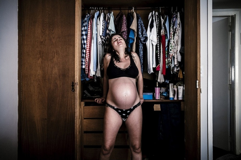 Brazilian photographer showed his girlfriend's home birth Brazilian photographer showed his girlfriend's home birth