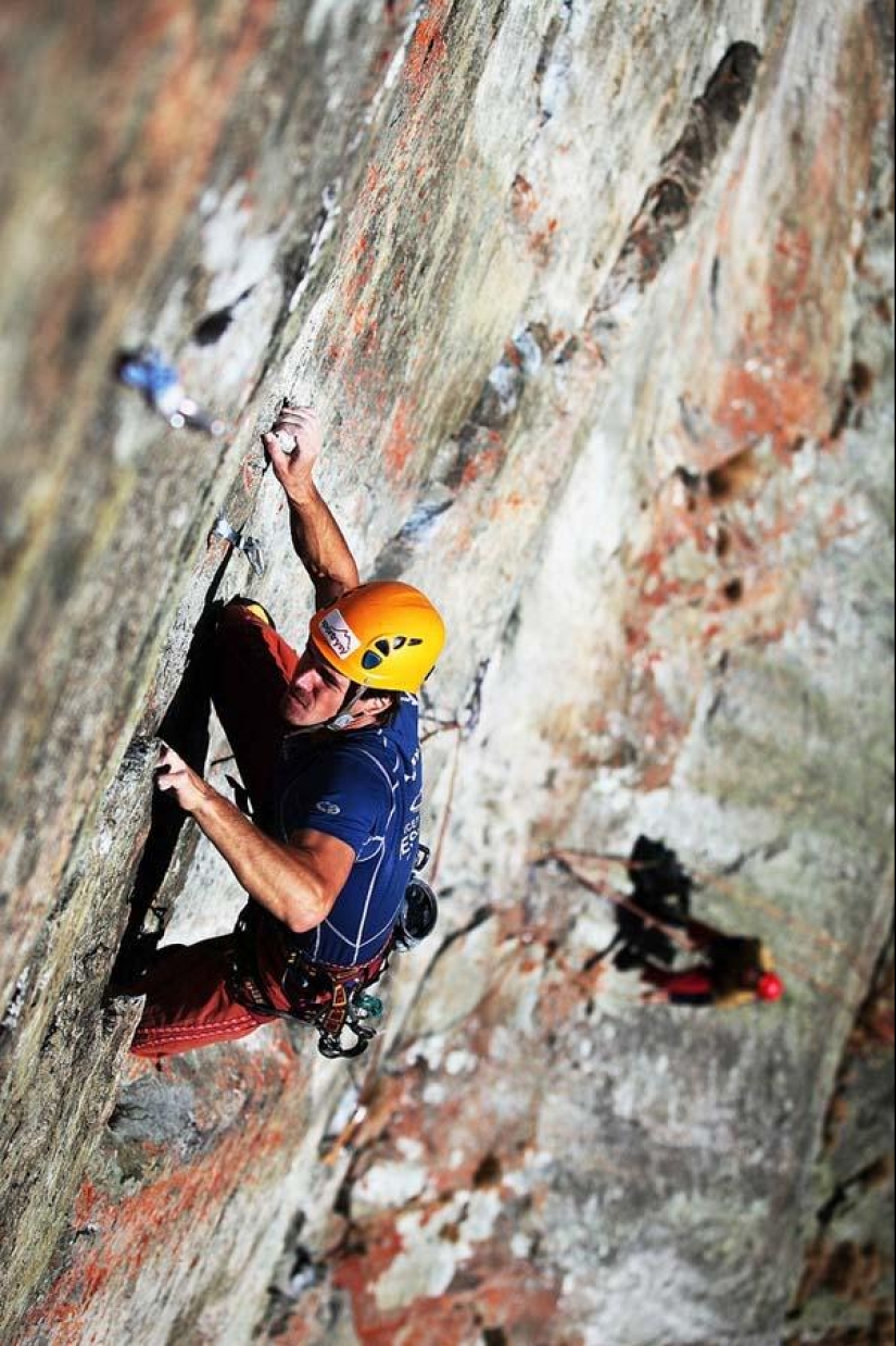 Breathtaking photos of rock climbers