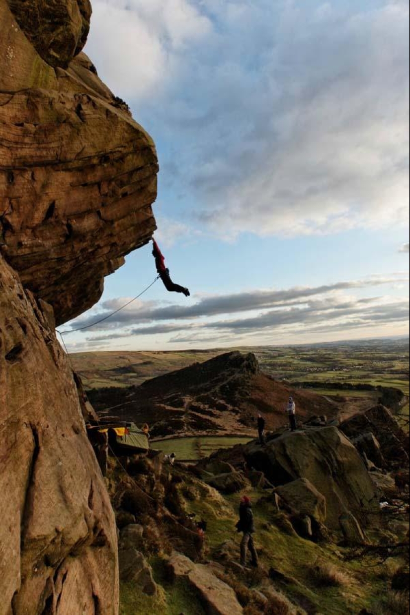 Breathtaking photos of rock climbers