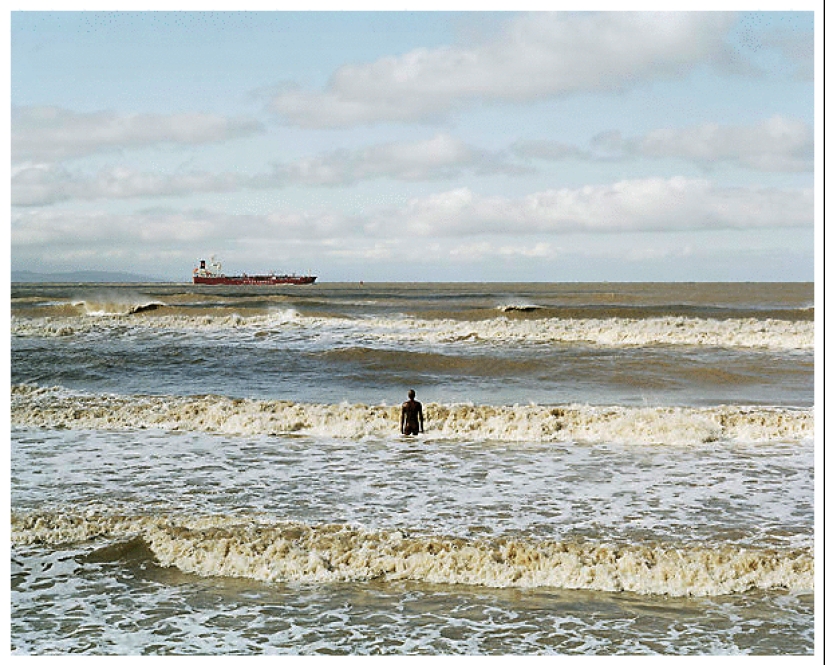British coast at high and low tide