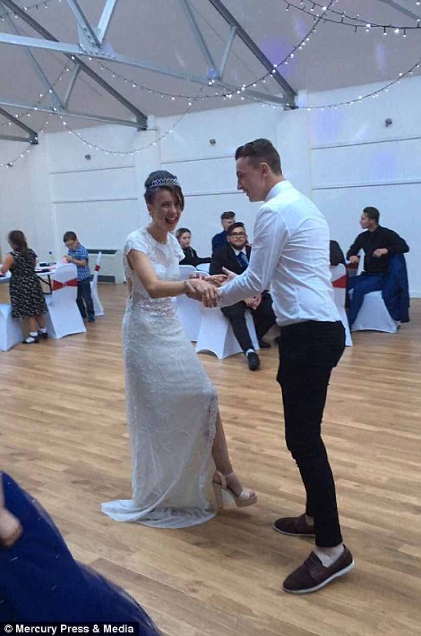 British schoolgirl celebrated graduation with 120 bikers