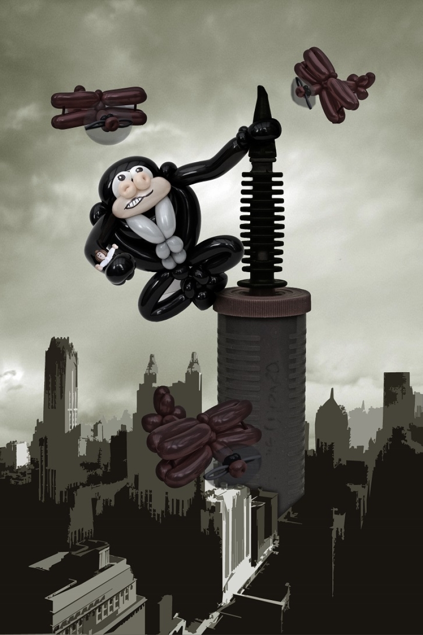Briton recreates movie scenes with balloons Briton recreates movie scenes with balloons