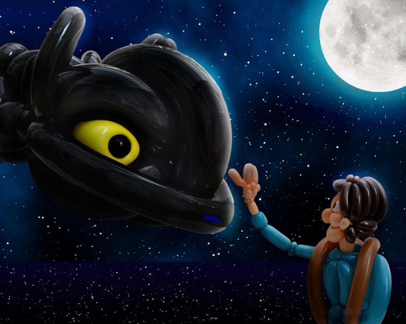 Briton recreates movie scenes with balloons Briton recreates movie scenes with balloons