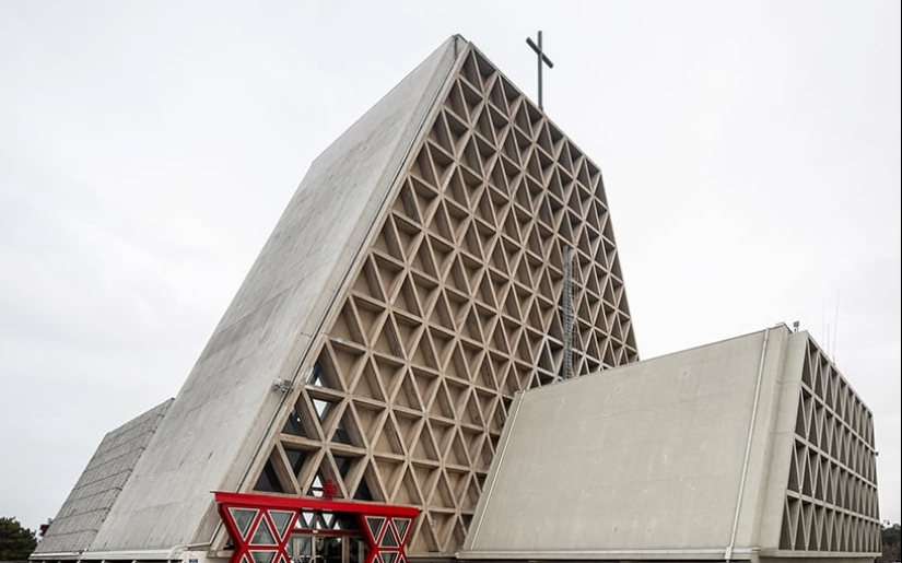 BRUTALISM FROM NAPLES TO TRIESTE