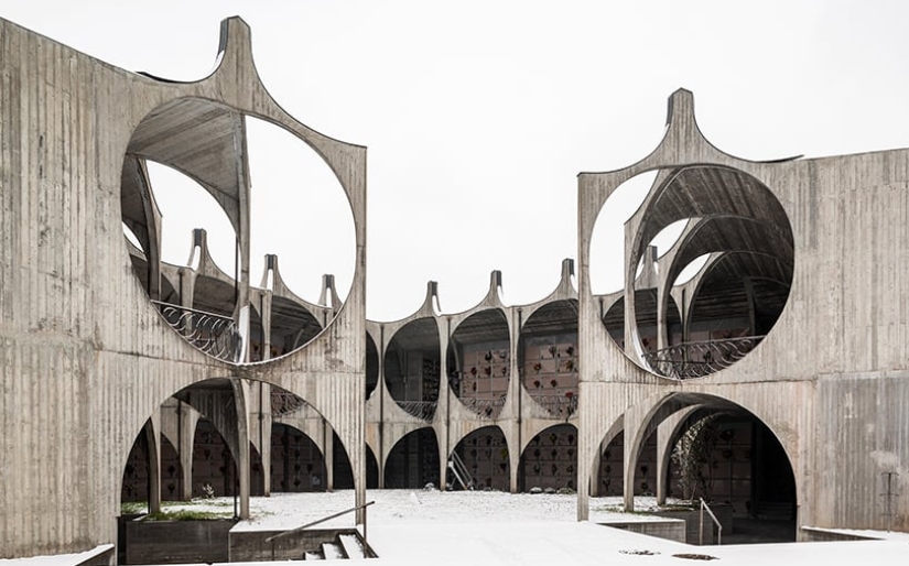 BRUTALISM FROM NAPLES TO TRIESTE