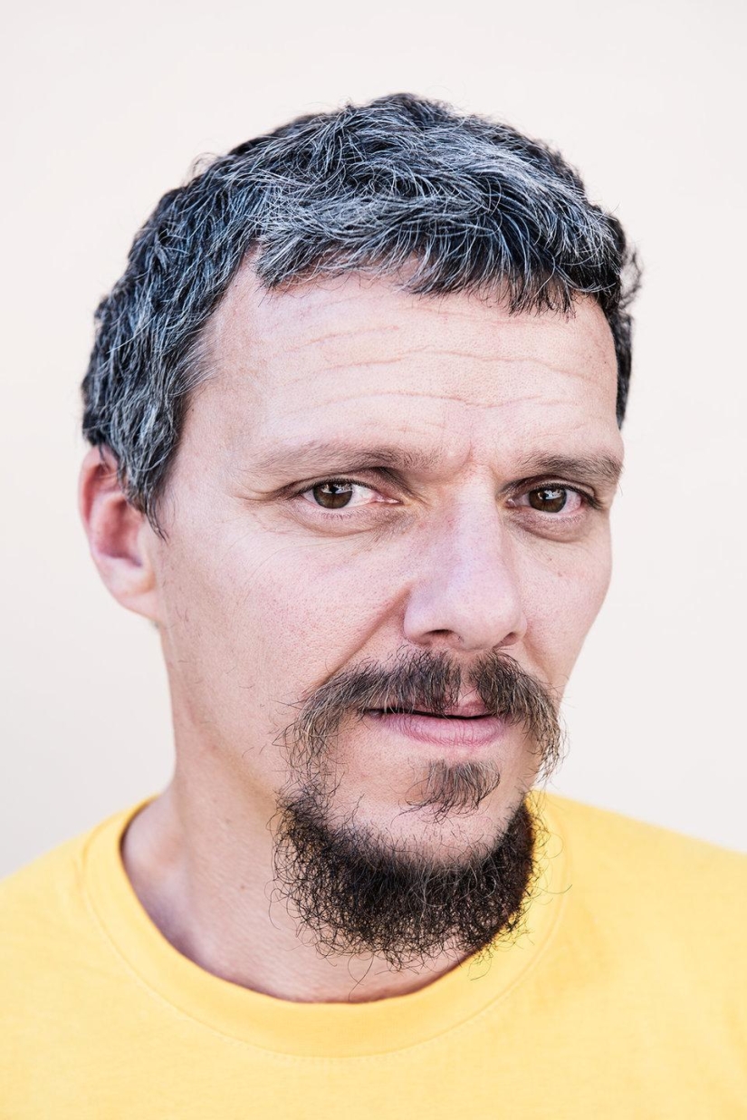 Bueno, eres tan aterrador: el festival anual de personas feas se celebró en Italia Bueno, eres tan aterrador: el festival anual de personas feas se celebró en Italia