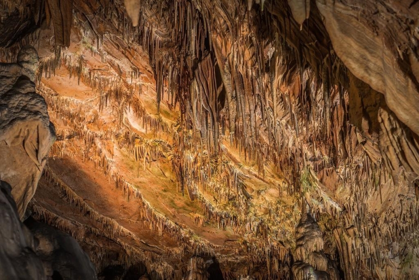 Bulgaria: cueva Syeva Dupka