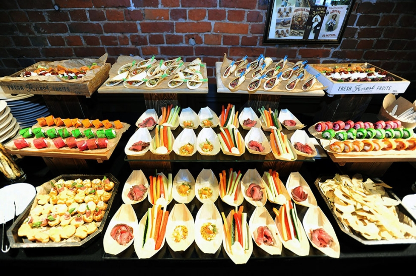 Burdeles de Petya: para aquellos que se perdieron la exposición fotográfica del experto en cortesanas, la mostramos en línea Burdeles de Petya: para aquellos que se perdieron la exposición fotográfica del experto en cortesanas, la mostramos en línea