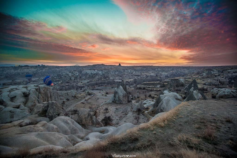 Capadocia: amanecer en puestas de sol y globos aerostáticos por primera vez Capadocia: amanecer en puestas de sol y globos aerostáticos por primera vez
