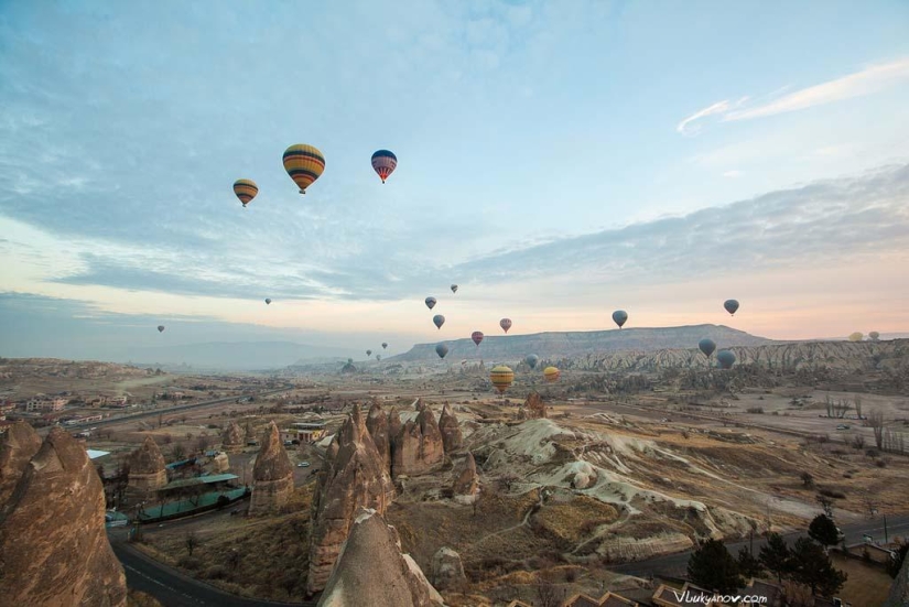 Capadocia: amanecer en puestas de sol y globos aerostáticos por primera vez Capadocia: amanecer en puestas de sol y globos aerostáticos por primera vez