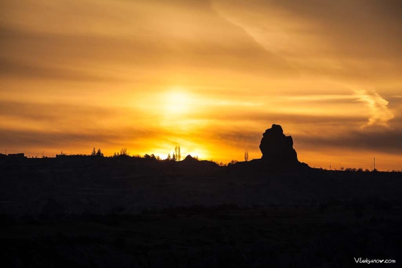 Capadocia: amanecer en puestas de sol y globos aerostáticos por primera vez Capadocia: amanecer en puestas de sol y globos aerostáticos por primera vez