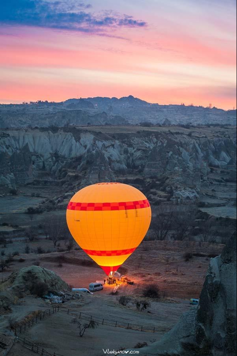 Capadocia: amanecer en puestas de sol y globos aerostáticos por primera vez Capadocia: amanecer en puestas de sol y globos aerostáticos por primera vez