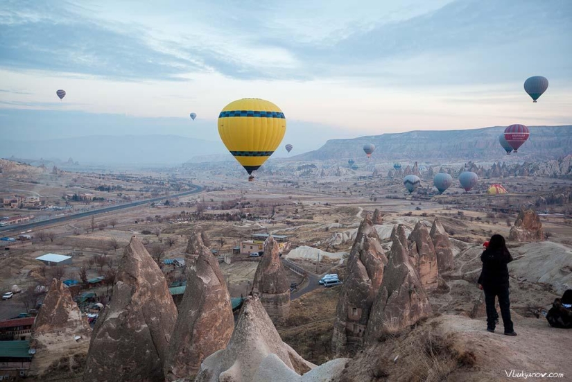 Capadocia: amanecer en puestas de sol y globos aerostáticos por primera vez Capadocia: amanecer en puestas de sol y globos aerostáticos por primera vez