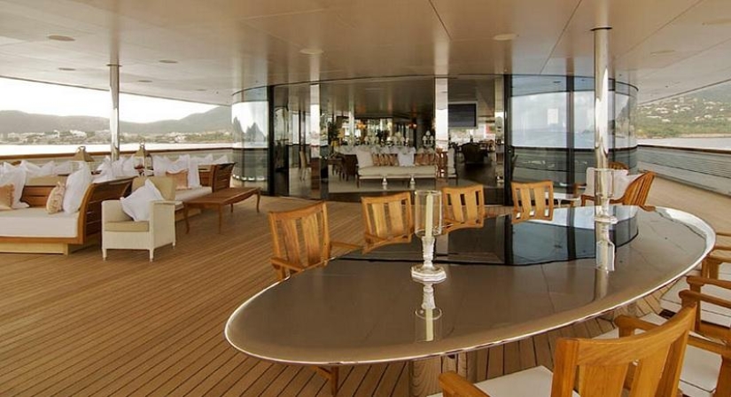 Caprichos de los oligarcas rusos: el yate de Melnichenko Caprichos de los oligarcas rusos: el yate de Melnichenko