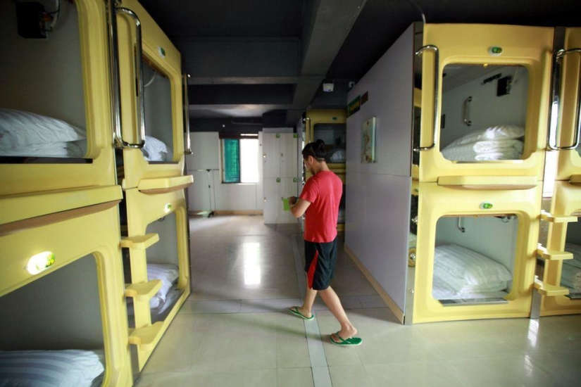 Capsule hotel in China - rooms without a view Capsule hotel in China - rooms without a view