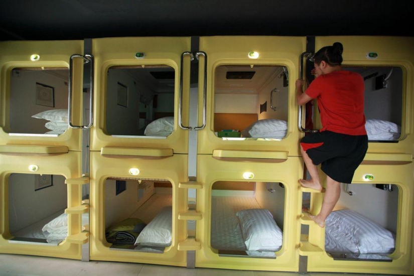 Capsule hotel in China - rooms without a view Capsule hotel in China - rooms without a view
