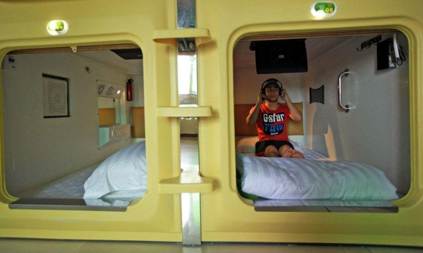 Capsule hotel in China - rooms without a view Capsule hotel in China - rooms without a view
