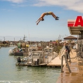 Capturando la magia urbana: todo sobre la galardonada colección de fotografía callejera 2023 de la revista Photo