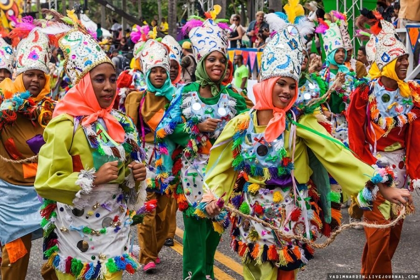 Carnaval en la República Dominicana en Santo Domingo Carnaval en la República Dominicana en Santo Domingo