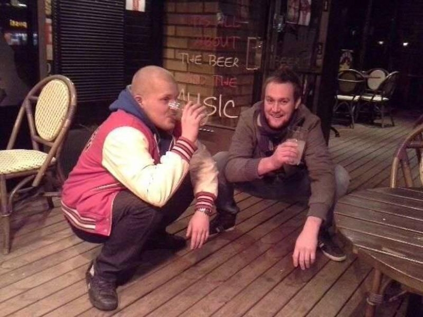 Causa común: sentarse como un eslavo