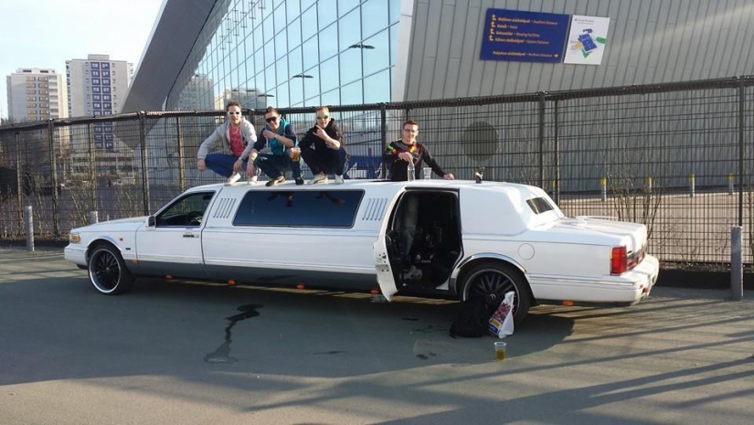 Causa común: sentarse como un eslavo