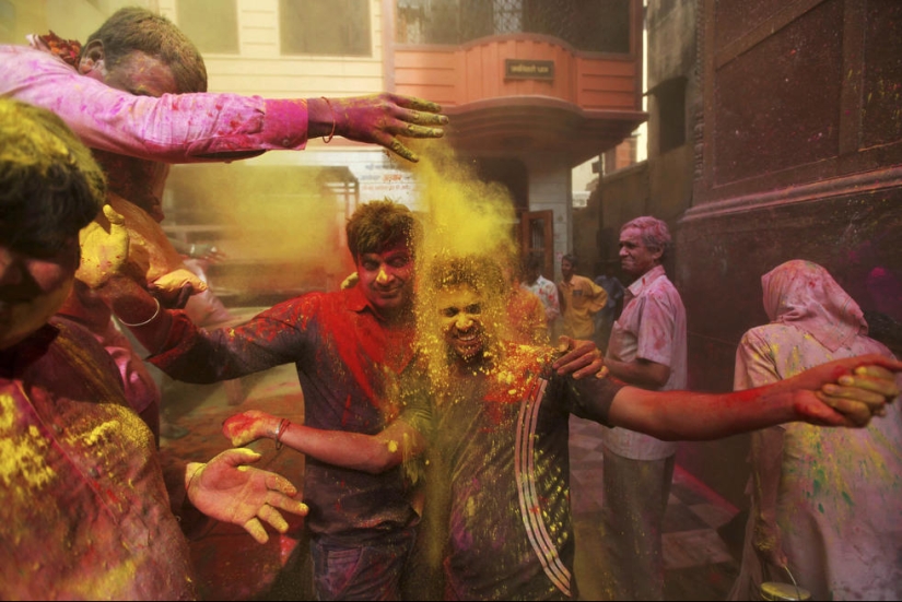 Celebración del festival Holi en India